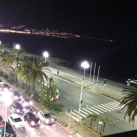 Le Mirage, Sea Front View, 3 Bedrooms, 100m *