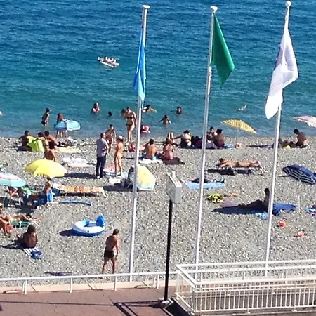 Appartement Le Mirage, Sea Front View, 3 Bedrooms, 100m *