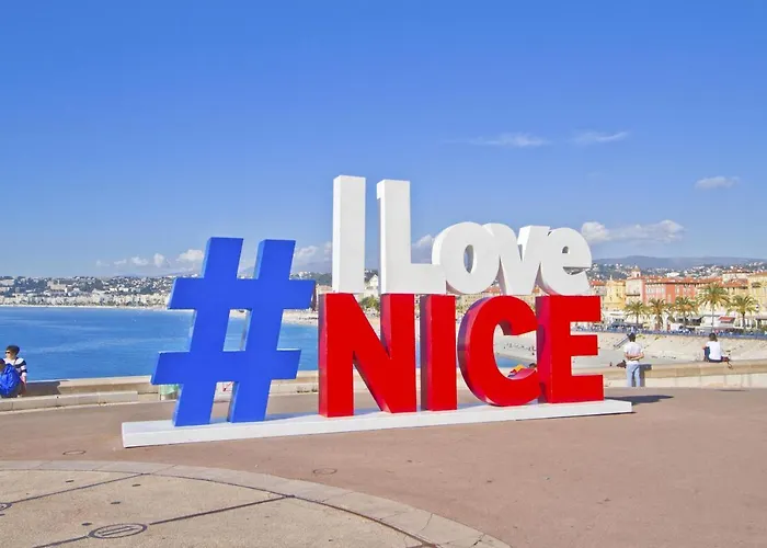 Le Mirage, Sea Front View, 3 Bedrooms, 100m Apartament Nicea
