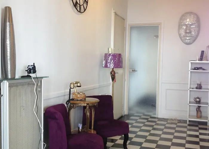 Le Mirage, Sea Front View, 3 Bedrooms, 100m