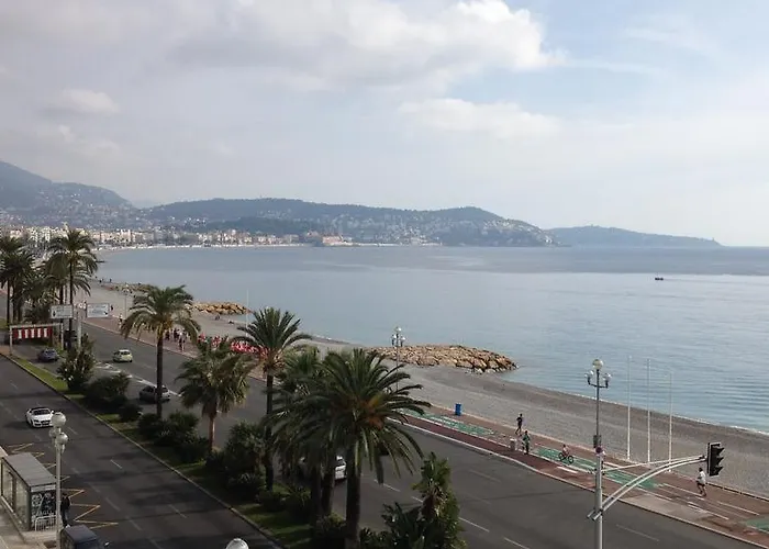 Apartament Le Mirage, Sea Front View, 3 Bedrooms, 100m *