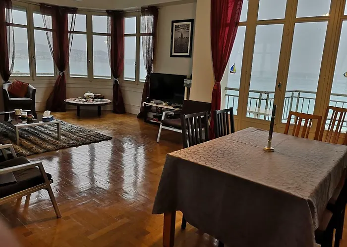 Le Mirage, Sea Front View, 3 Bedrooms, 100m Apartment *