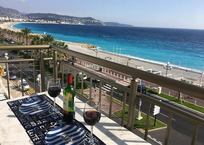 Le Mirage, Sea Front View, 3 Bedrooms, 100m Apartament *
