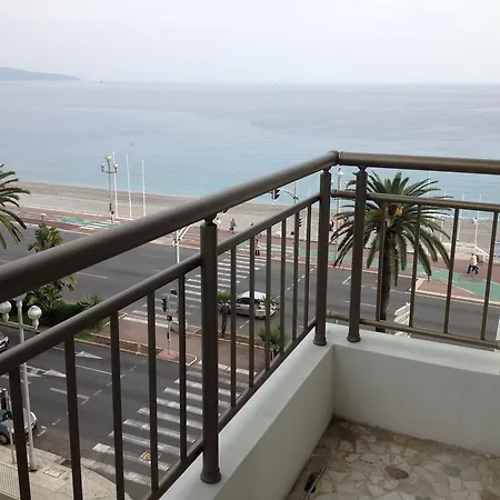 Le Mirage, Sea Front View, 3 Bedrooms, 100m *