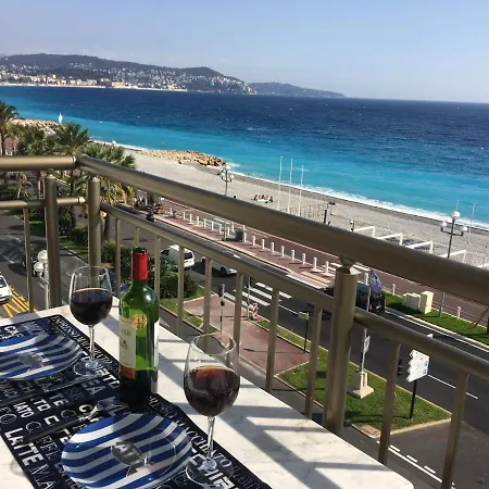 Le Mirage, Sea Front View, 3 Bedrooms, 100m Lägenhet *